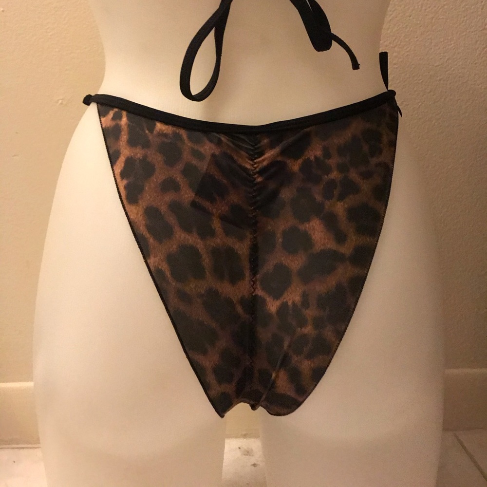Bikini - Picture 6 of 7